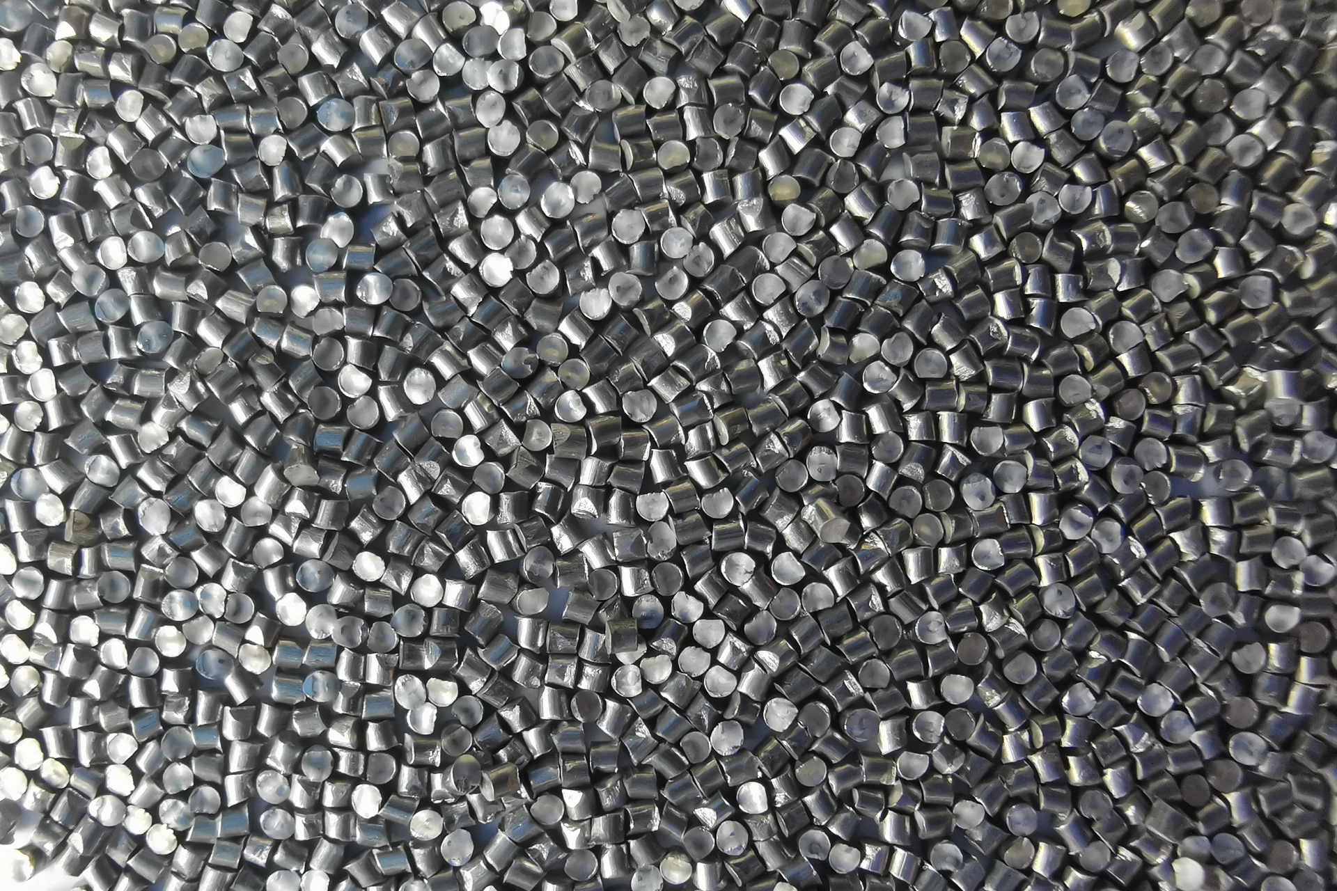 碳鋼會生鏽嗎？深度解析碳鋼生鏽原理與防護指南。